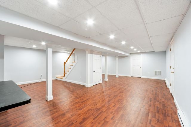 3 COPPERFIELD Lane, Londonderry, NH 03053