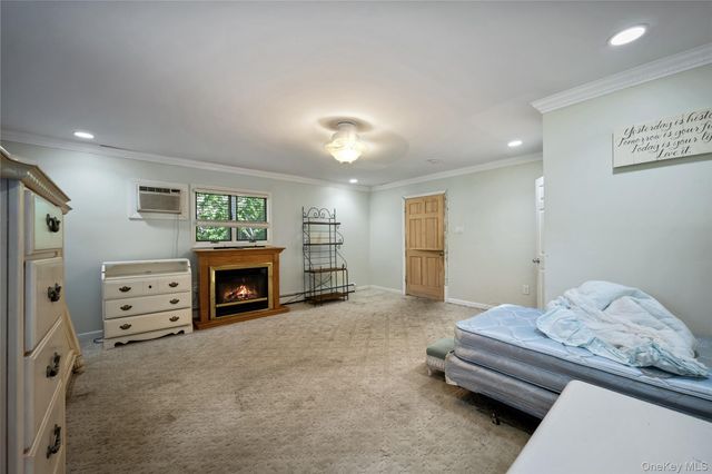 9 Watson, East Islip, NY 11730