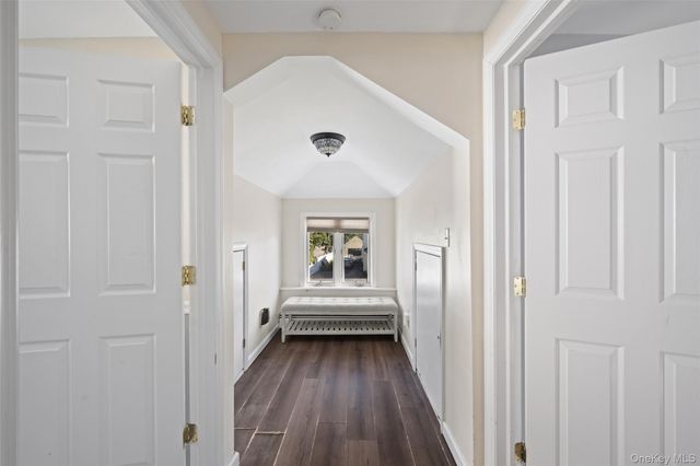 9 Watson, East Islip, NY 11730