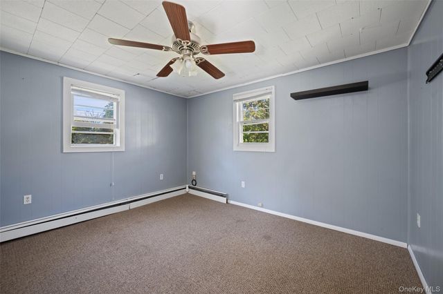 9 Watson, East Islip, NY 11730