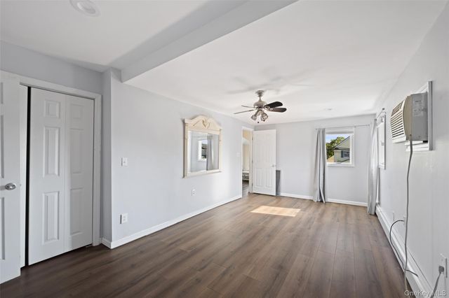 9 Watson, East Islip, NY 11730