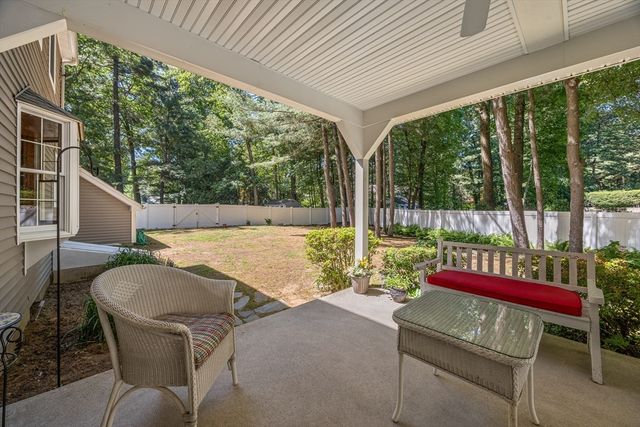 12 Blueberry Bend, South Hadley, MA 01075