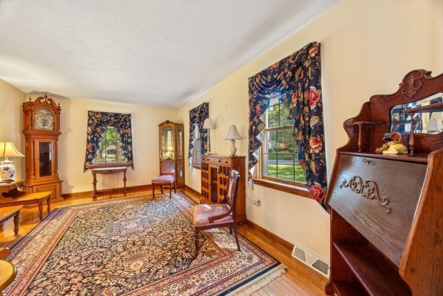 12 Blueberry Bend, South Hadley, MA 01075