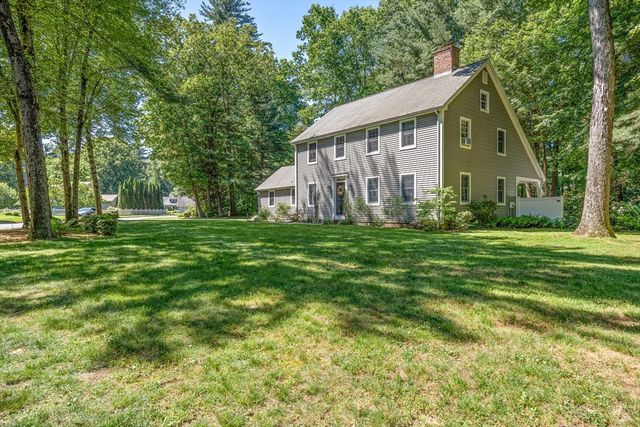 12 Blueberry Bend, South Hadley, MA 01075