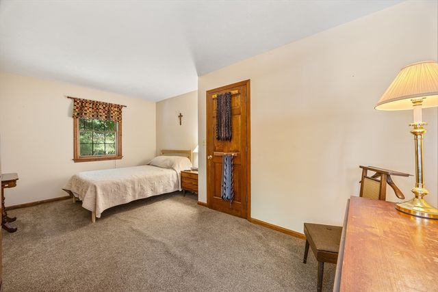 12 Blueberry Bend, South Hadley, MA 01075