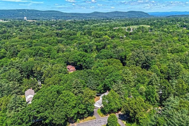 12 Blueberry Bend, South Hadley, MA 01075