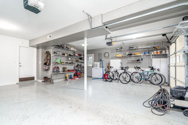 545 Puryears Bend Rd, Hartsville, TN 37074