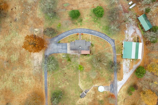 545 Puryears Bend Rd, Hartsville, TN 37074