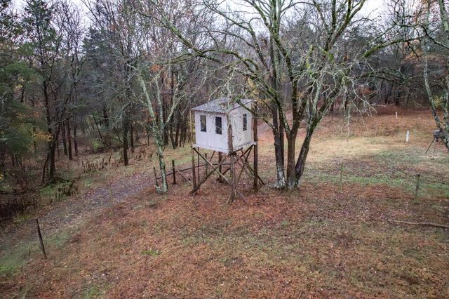 545 Puryears Bend Rd, Hartsville, TN 37074