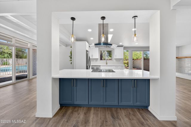 6220 N Via Ranchero, Tucson, AZ 85704