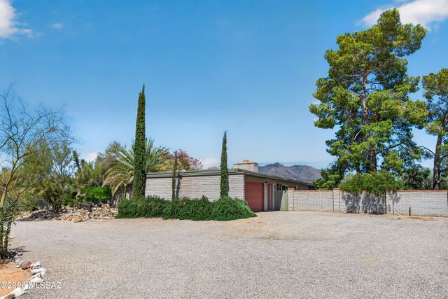 6220 N Via Ranchero, Tucson, AZ 85704
