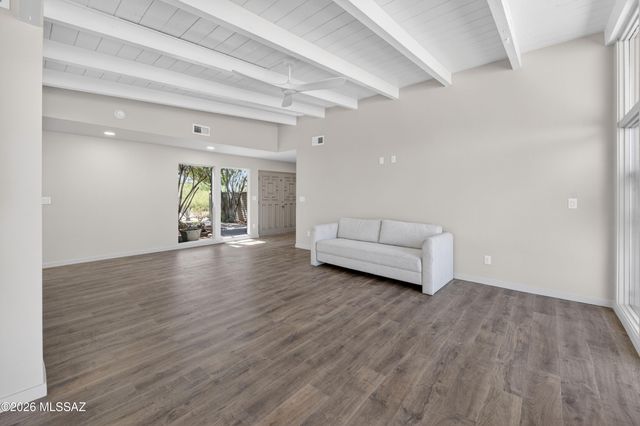 6220 N Via Ranchero, Tucson, AZ 85704