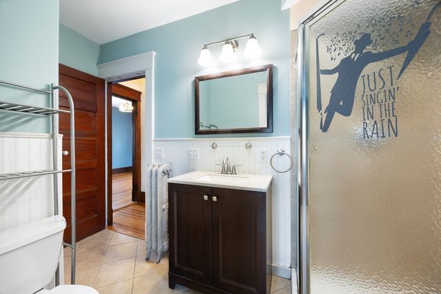 67 Columbus Ave, Holyoke, MA 01040