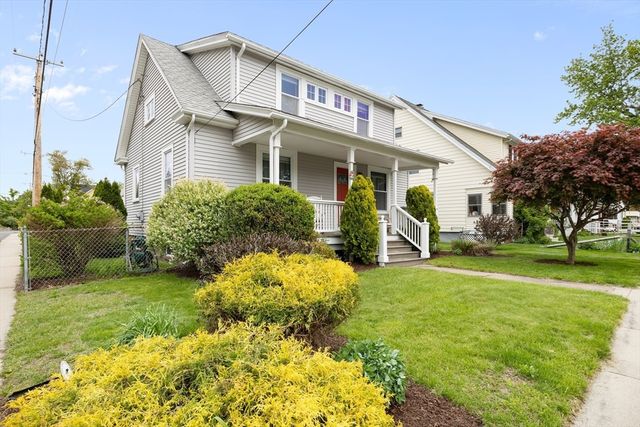 67 Columbus Ave, Holyoke, MA 01040