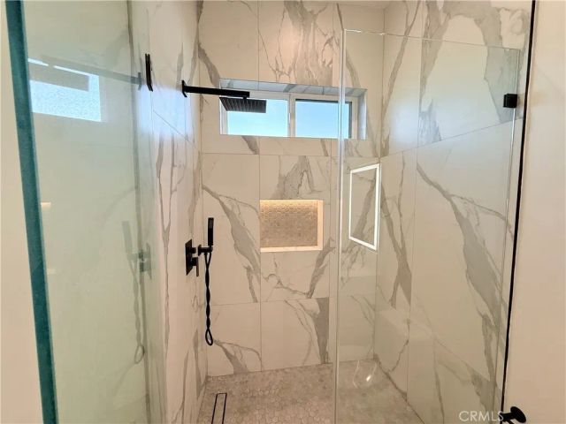 6900 Corbin Avenue, Reseda, CA 91335