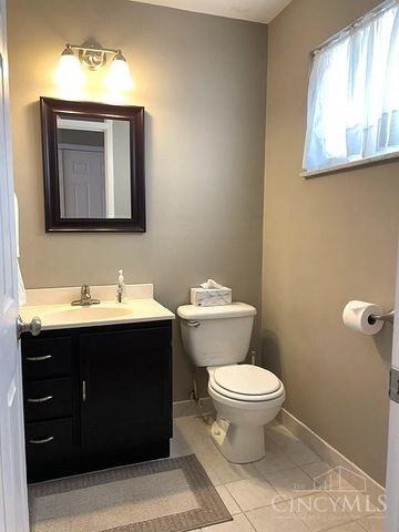 1559 Rockhurst Lane, Anderson Twp, OH 45255