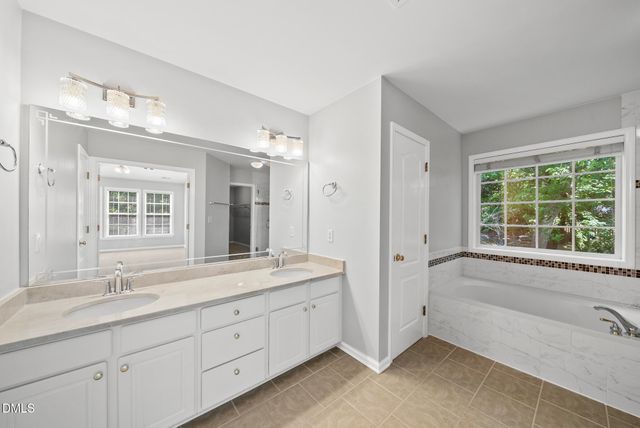 2507 Cranswick Place, Apex, NC 27523
