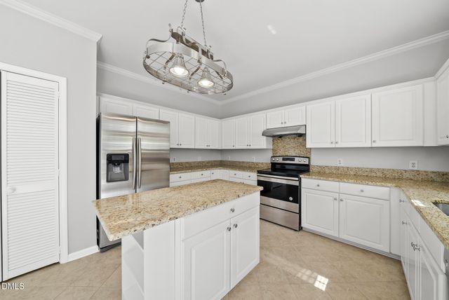 2507 Cranswick Place, Apex, NC 27523