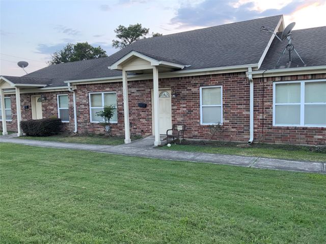 1327 Queens Road, Pasadena, TX 77502