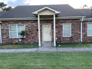1327 Queens Road, Pasadena, TX 77502