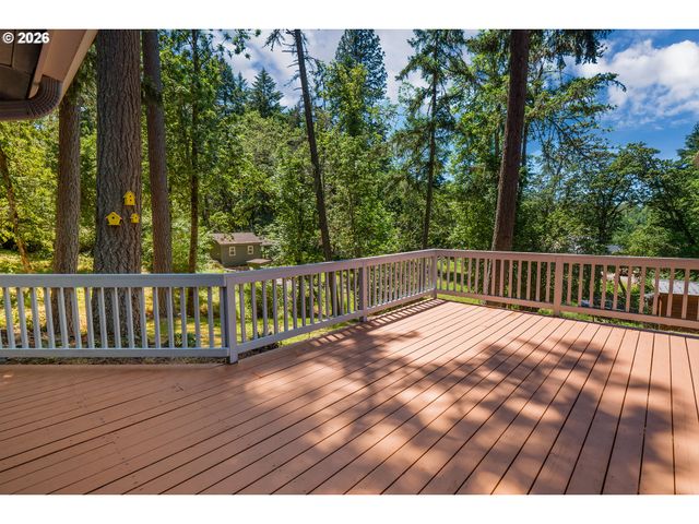 1400 W 40TH Ave, Eugene, OR 97405