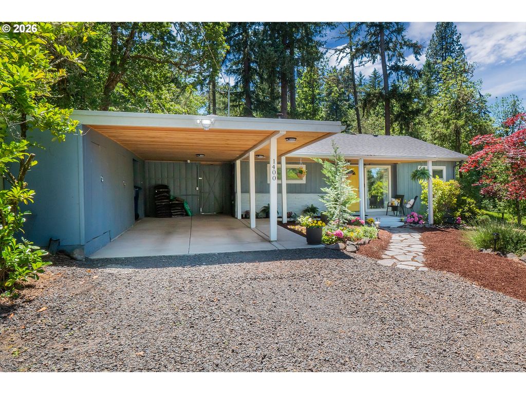 1400 W 40TH Ave, Eugene, OR 97405