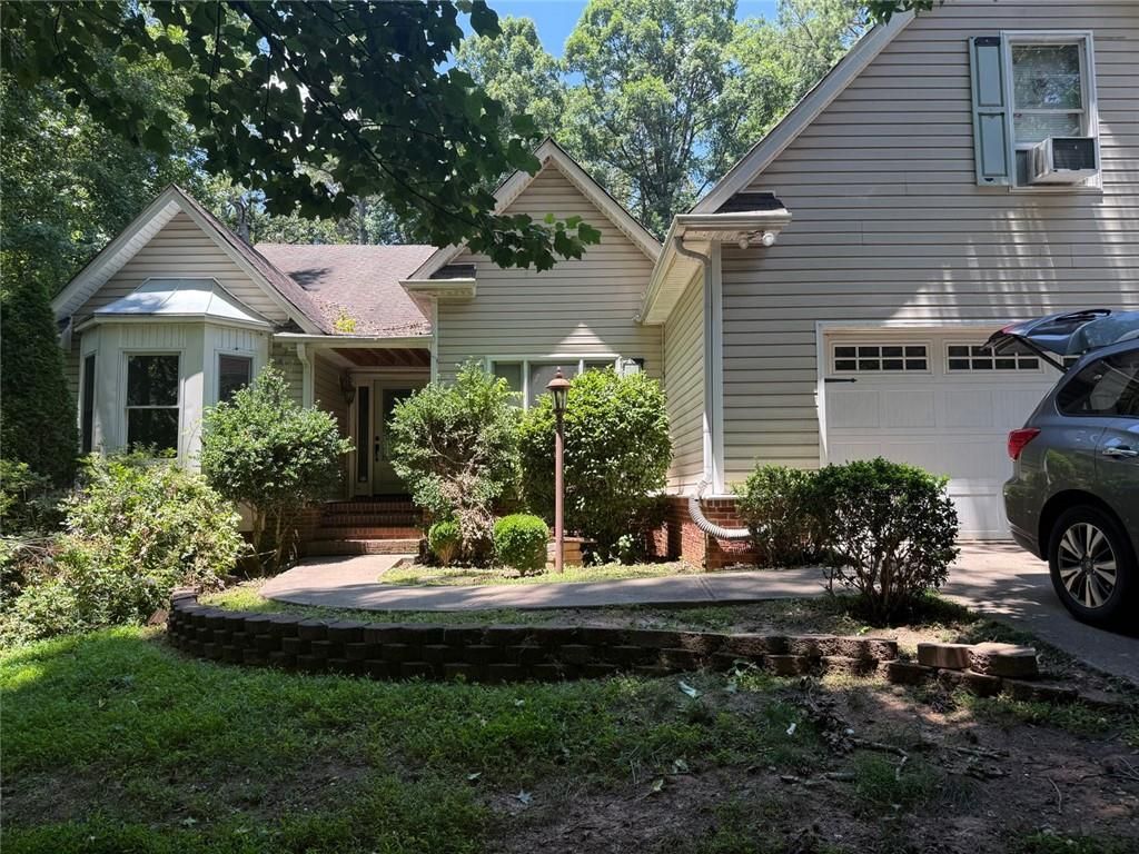 85 Morning Glen Drive, Suwanee, GA 30024