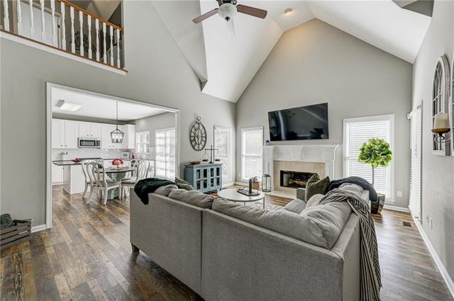 185 Amberbrook Circle, Grayson, GA 30017