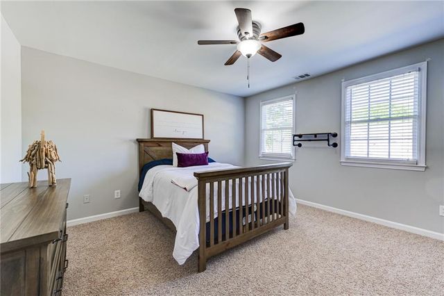 185 Amberbrook Circle, Grayson, GA 30017