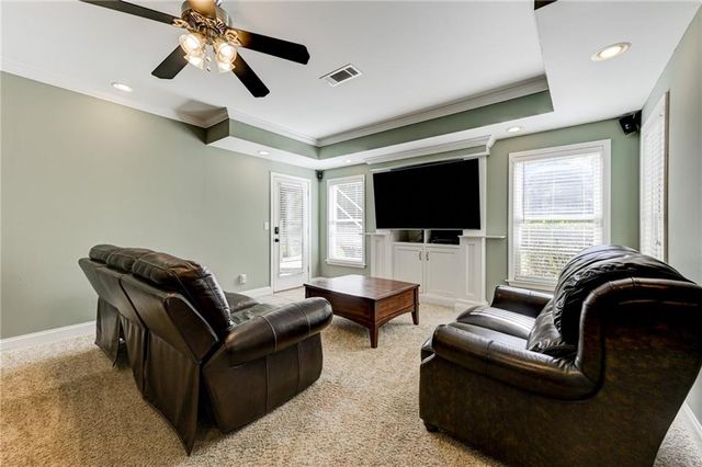 185 Amberbrook Circle, Grayson, GA 30017
