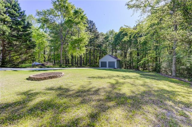 185 Amberbrook Circle, Grayson, GA 30017