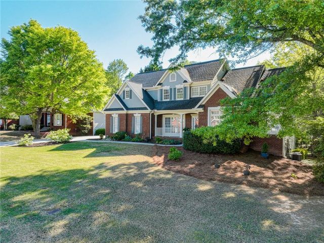 185 Amberbrook Circle, Grayson, GA 30017