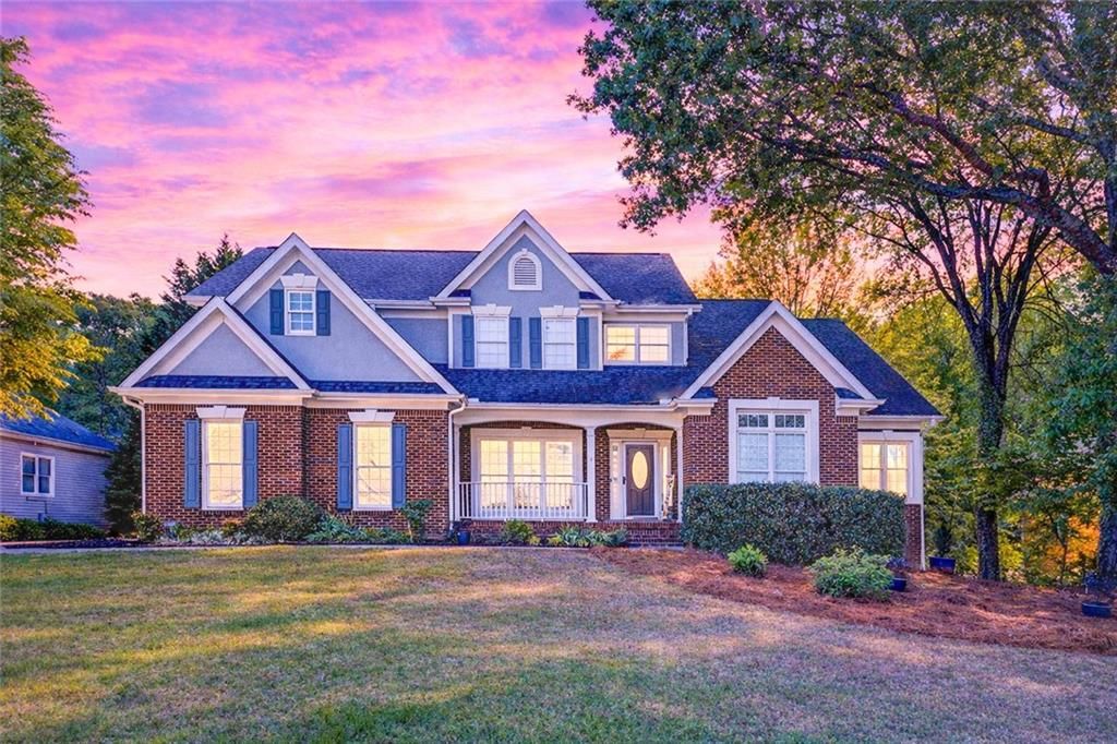 185 Amberbrook Circle, Grayson, GA 30017