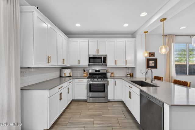 3048 E PIMA Avenue, Apache Junction, AZ 85119