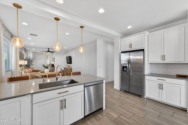 3048 E PIMA Avenue, Apache Junction, AZ 85119