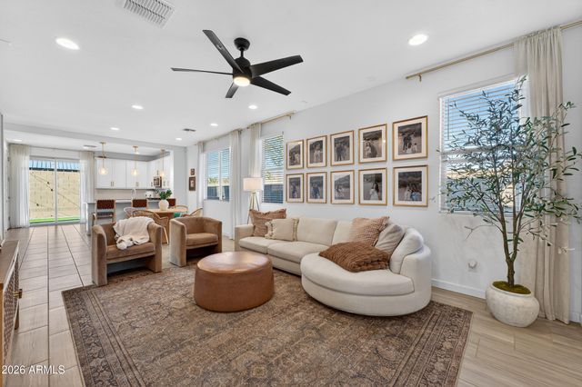 3048 E PIMA Avenue, Apache Junction, AZ 85119