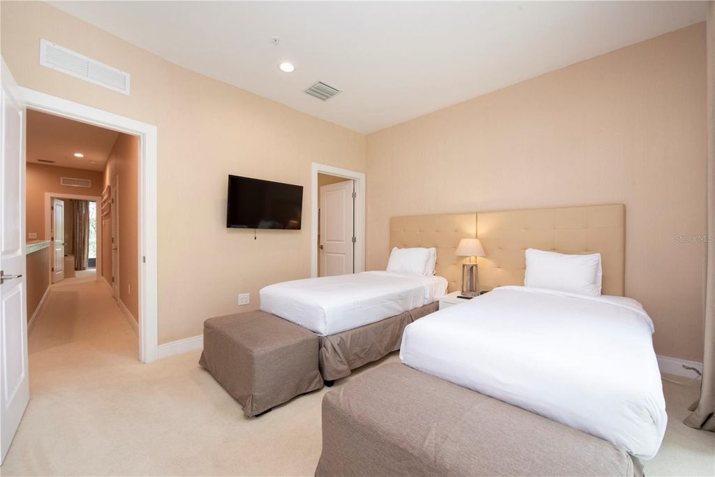 Image 31 of property listing at 7673 RECIFE DRIVE, Kissimmee, FL 34747