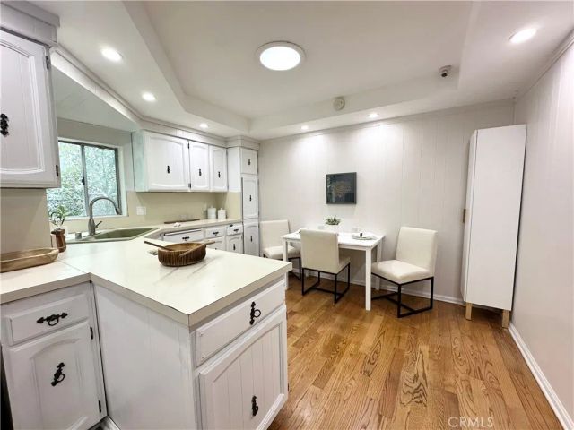 6220 Etiwanda Avenue, Tarzana, CA 91335