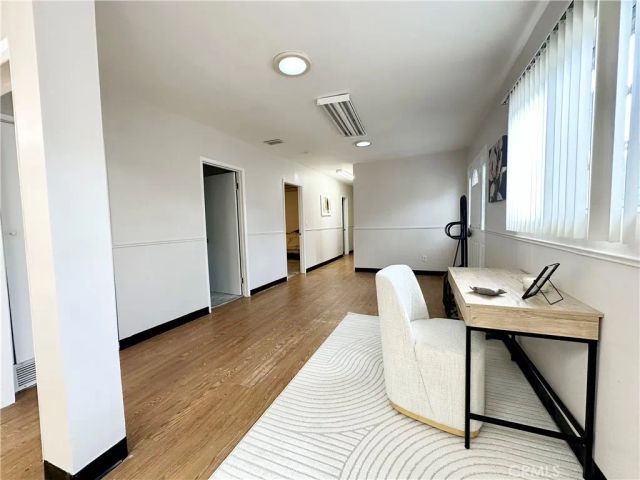 6220 Etiwanda Avenue, Tarzana, CA 91335