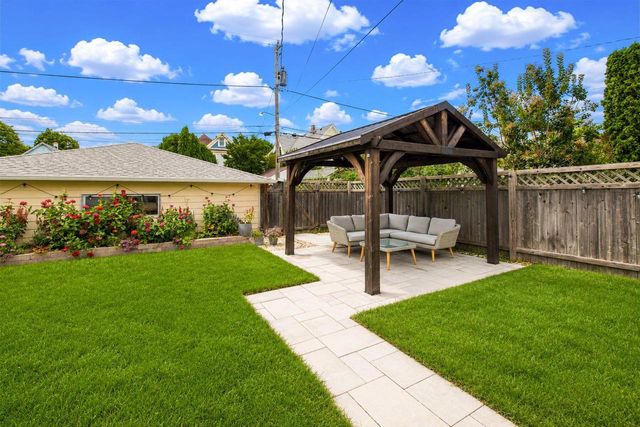 538 E Otjen STREET, Milwaukee, WI 53207