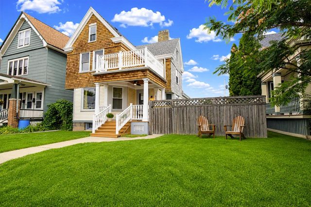 538 E Otjen STREET, Milwaukee, WI 53207