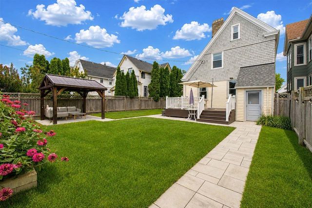 538 E Otjen STREET, Milwaukee, WI 53207