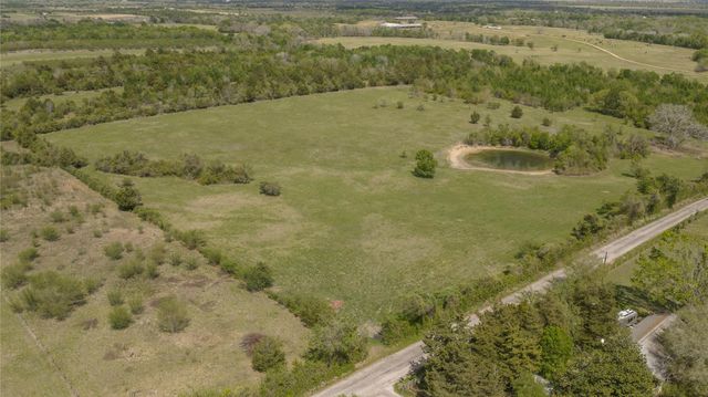 2 Dairy Farm Road, Chappell Hill, TX 77426