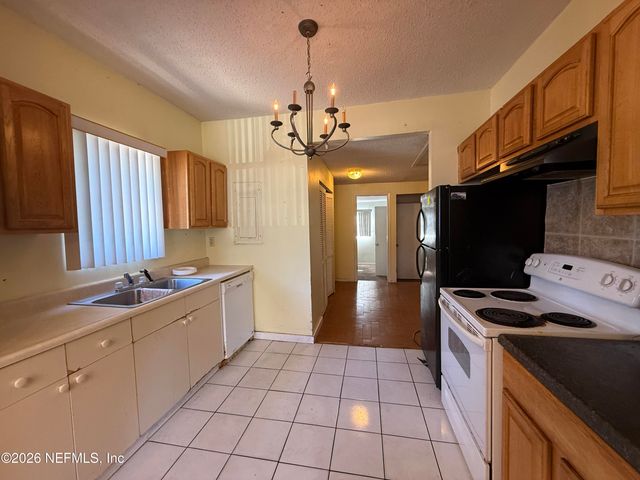 236 E 46TH Street, Jacksonville, FL 32208