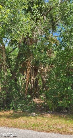23190 Glen AVE, Punta Gorda, FL 33980