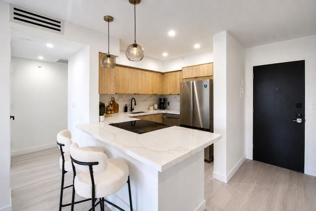 1500 BAY Road 432S, Miami Beach, FL 33139