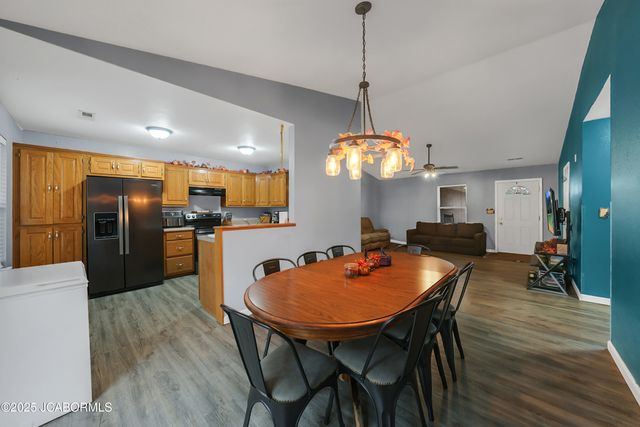 4122 CO RD 4006, Tebbetts, MO 65080