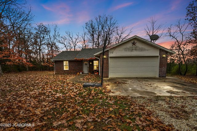 4122 CO RD 4006, Tebbetts, MO 65080