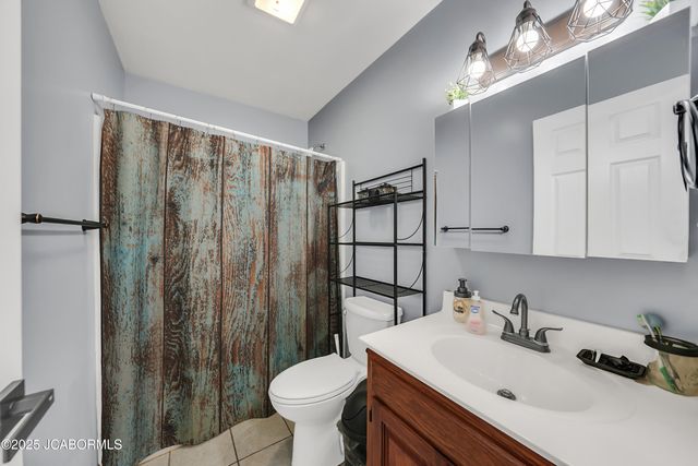 4122 CO RD 4006, Tebbetts, MO 65080