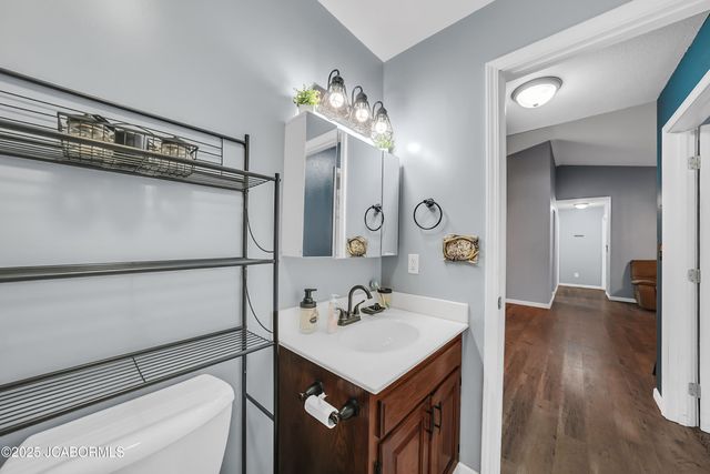 4122 CO RD 4006, Tebbetts, MO 65080